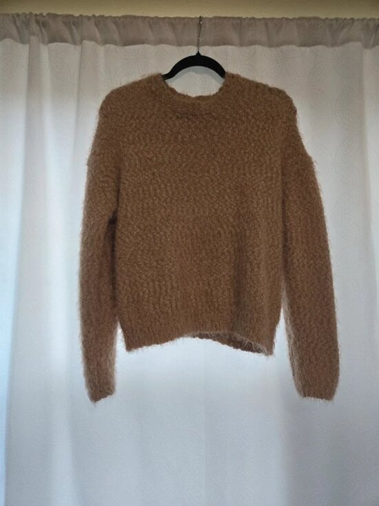 Sweaters - Beautiful Boutique Sweater size large